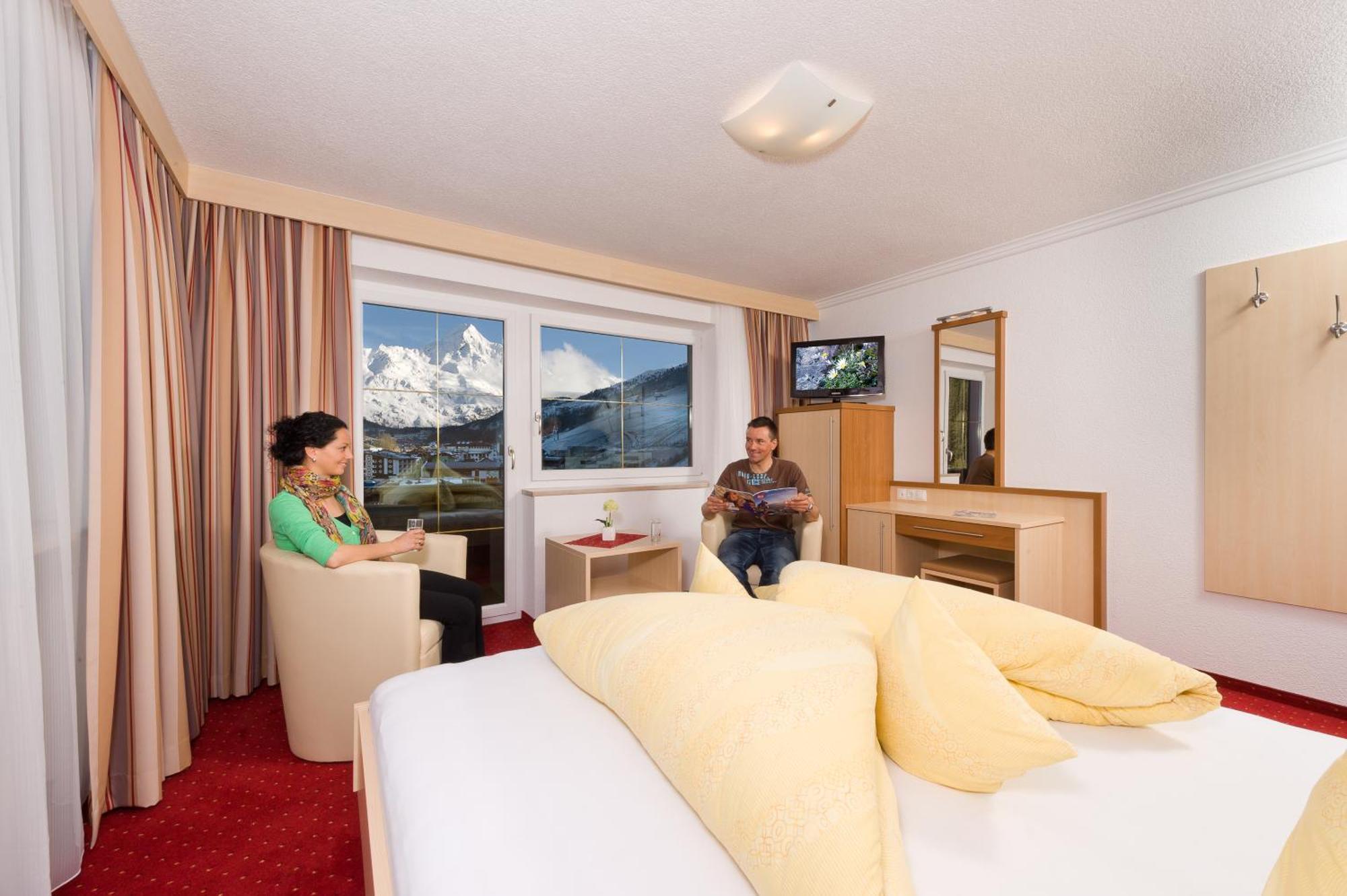 Fruehstueckspension Astoria Sölden Esterno foto