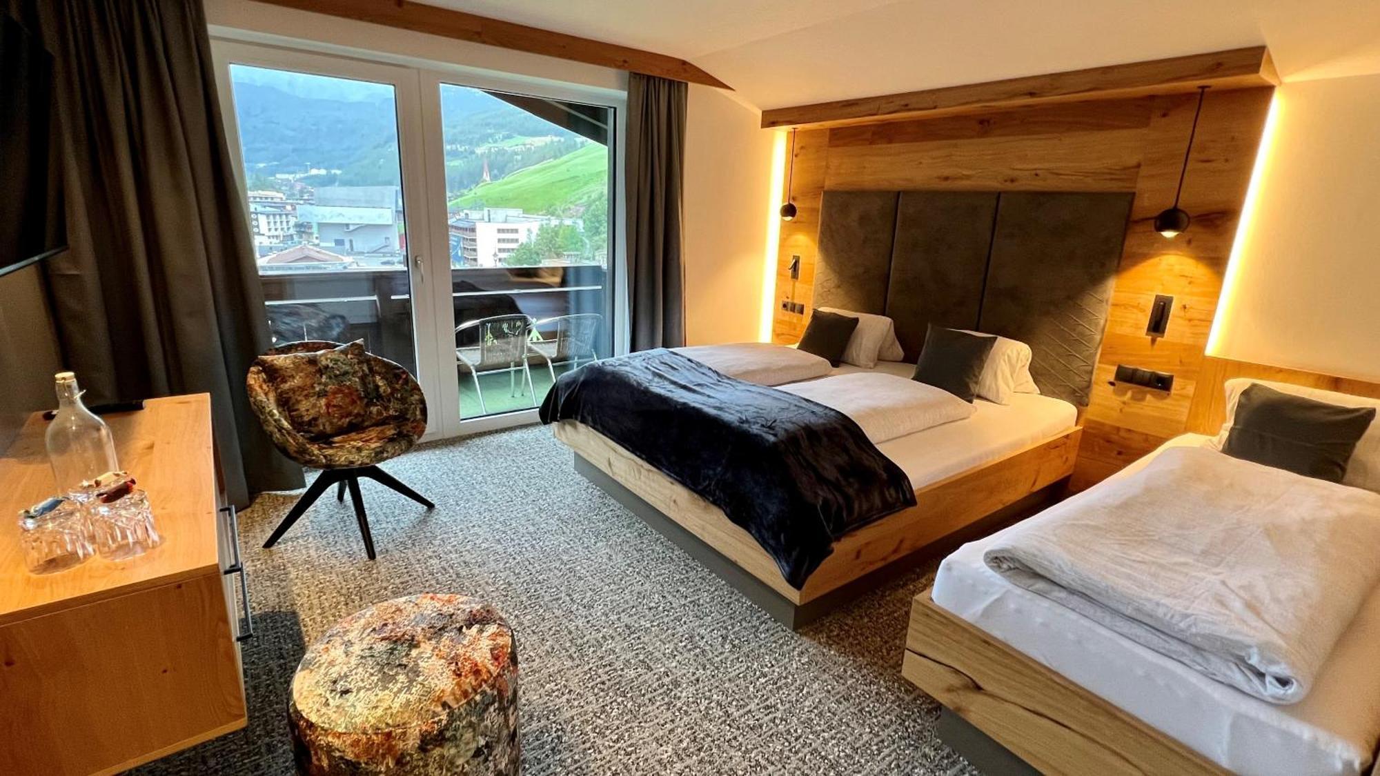 Fruehstueckspension Astoria Sölden Esterno foto